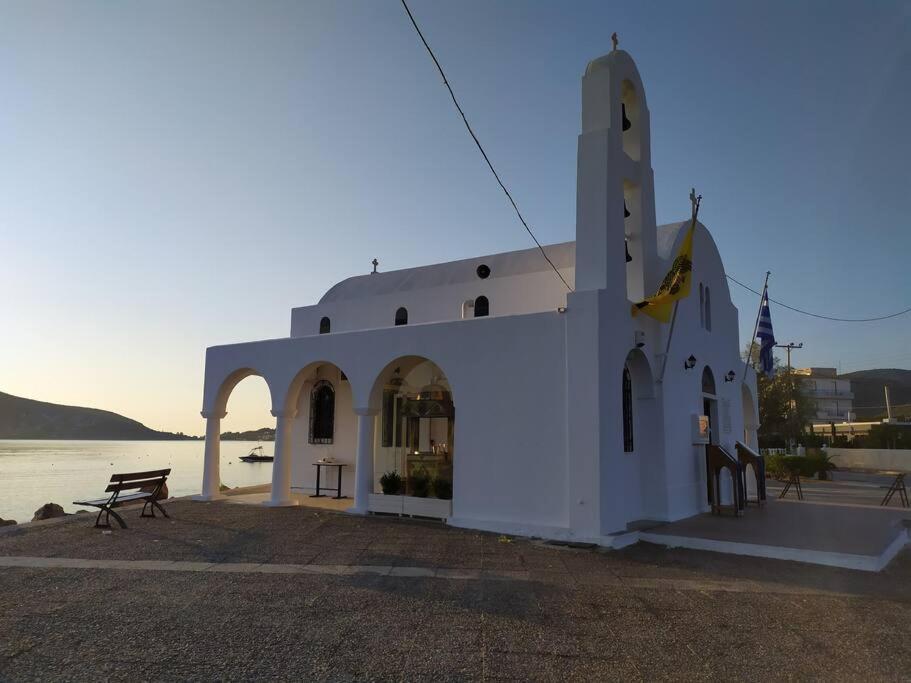 Modern Studio Next To The Sea! Πόρτο Ράφτη Εξωτερικό φωτογραφία